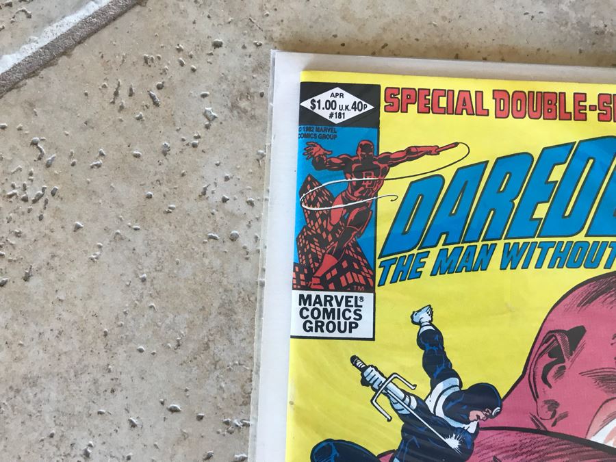 (6) Vintage Comic Books: Marvel Daredevil, The Avengers With David Letterman, DC Sampler [Photo 3]