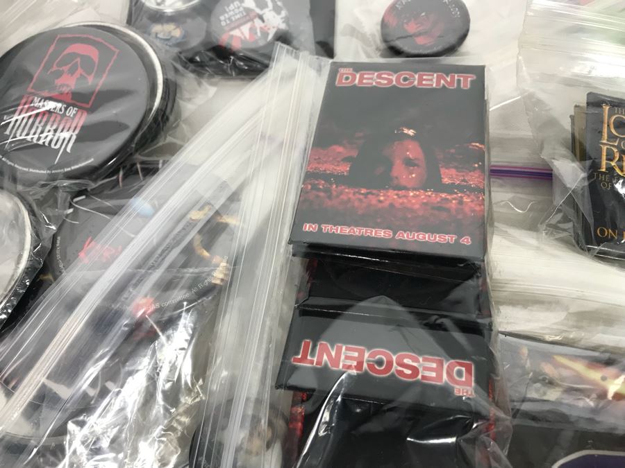 Collection Of Various Vintage Movie, TV Show, Comic Book Promotional Buttons [Photo 11]