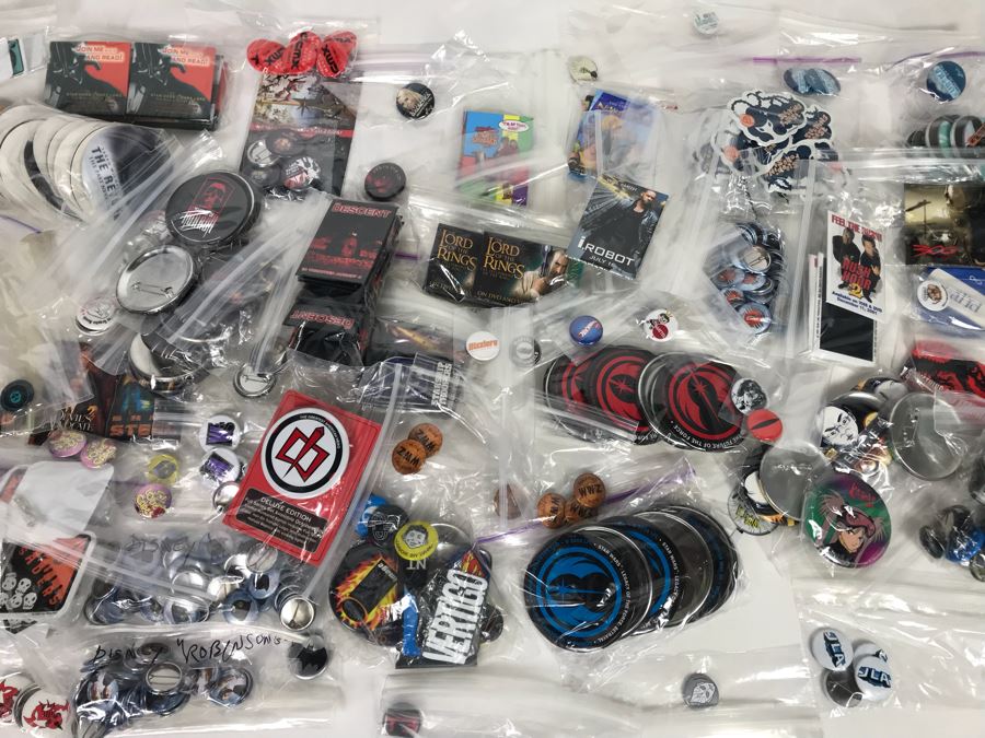 Collection Of Various Vintage Movie, TV Show, Comic Book Promotional Buttons [Photo 1]