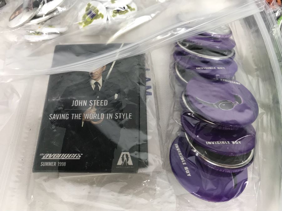 Collection Of Various Vintage Movie, TV Show, Comic Book Promotional Buttons [Photo 14]