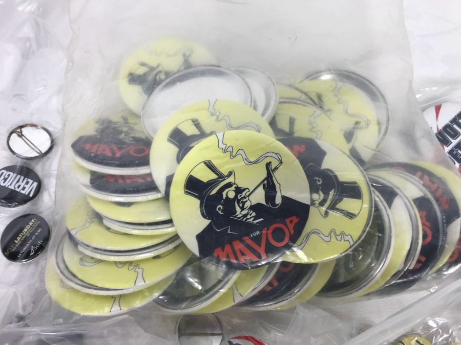 Collection Of Various Vintage Movie, TV Show, Comic Book Promotional Buttons [Photo 5]