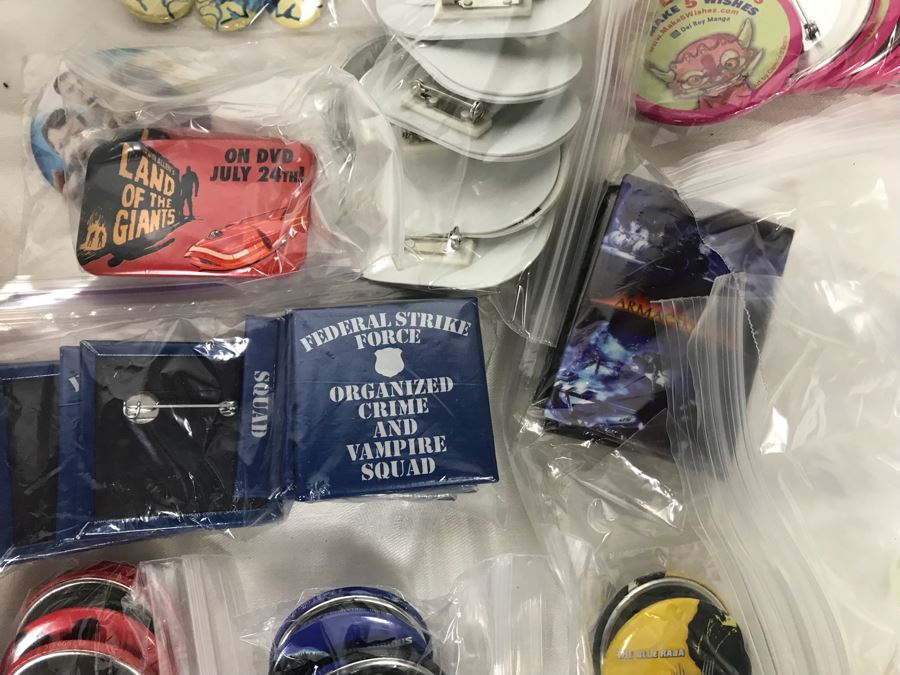 Collection Of Various Vintage Movie, TV Show, Comic Book Promotional Buttons [Photo 9]