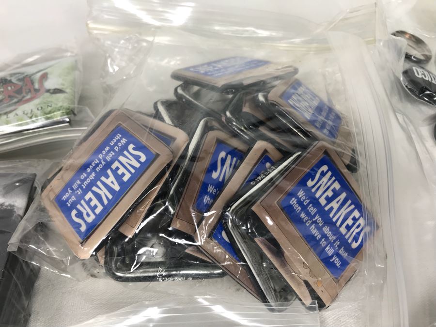 Collection Of Various Vintage Movie, TV Show, Comic Book Promotional Buttons [Photo 21]