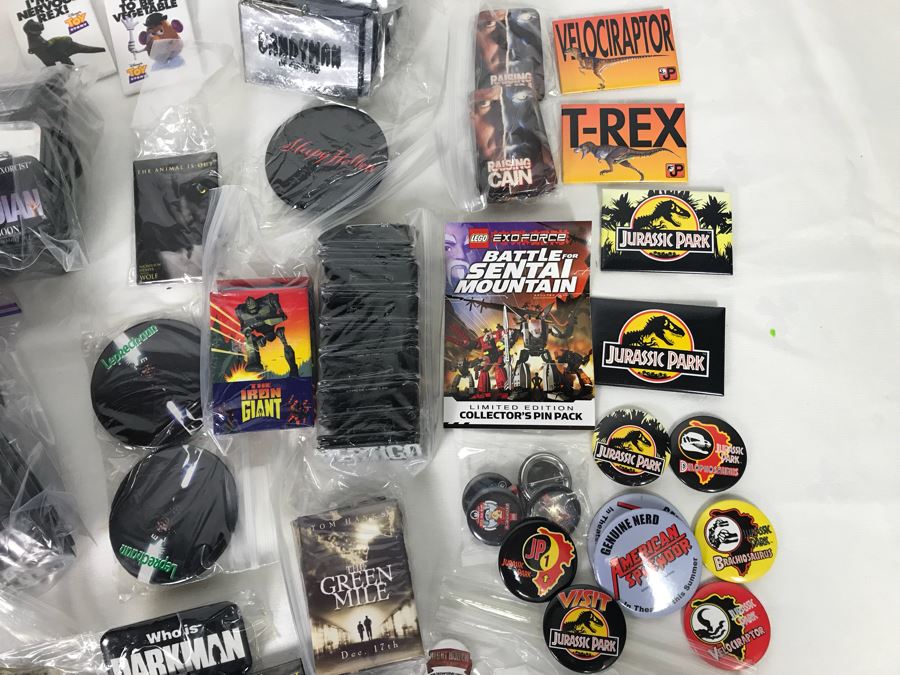 Collection Of Various Vintage Movie, TV Show, Comic Book Promotional Buttons Jurassic Park, Toy Story - See All Photos [Photo 3]