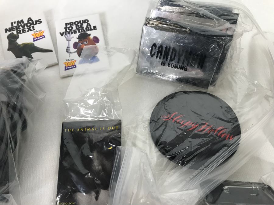 Collection Of Various Vintage Movie, TV Show, Comic Book Promotional Buttons Jurassic Park, Toy Story - See All Photos [Photo 10]