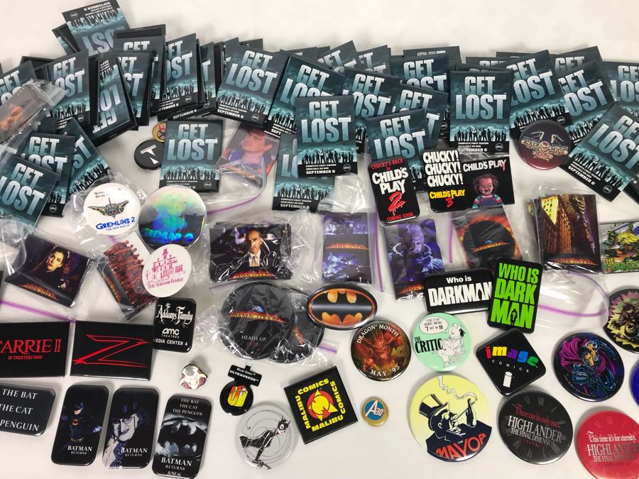 Collection Of Various Vintage Movie, TV Show, Comic Book Promotional Buttons Batman, LOST, Gremlins 2, The Addams Family - See All Photos [Photo 2]