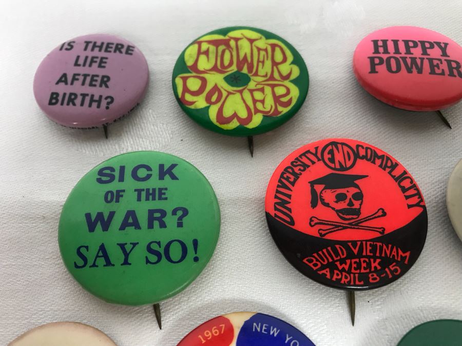 Collection Of Various Vintage 1960s Sixties Hippy Vietnam Era Peace Love Buttons - See Photos [Photo 4]