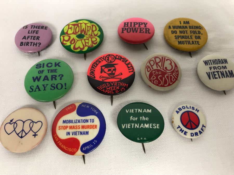 Collection Of Various Vintage 1960s Sixties Hippy Vietnam Era Peace Love Buttons - See Photos [Photo 3]
