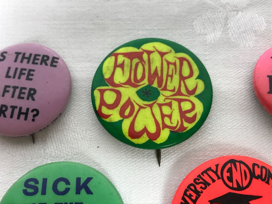 Collection Of Various Vintage 1960s Sixties Hippy Vietnam Era Peace Love Buttons - See Photos [Photo 6]