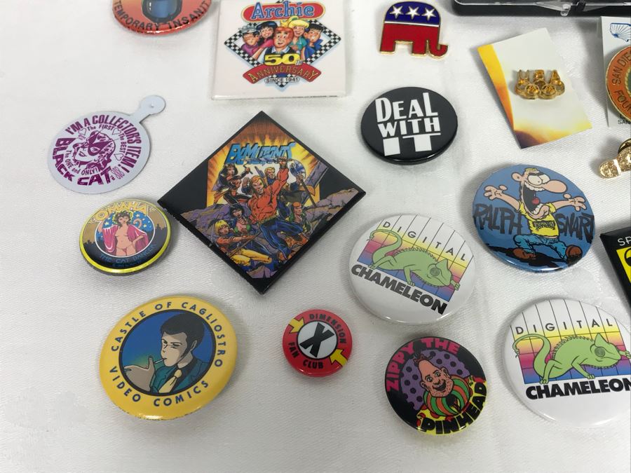 Collection Of Various Vintage Buttons - See Photos [Photo 8]