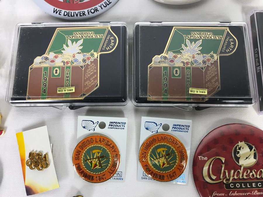 Collection Of Various Vintage Buttons - See Photos [Photo 3]