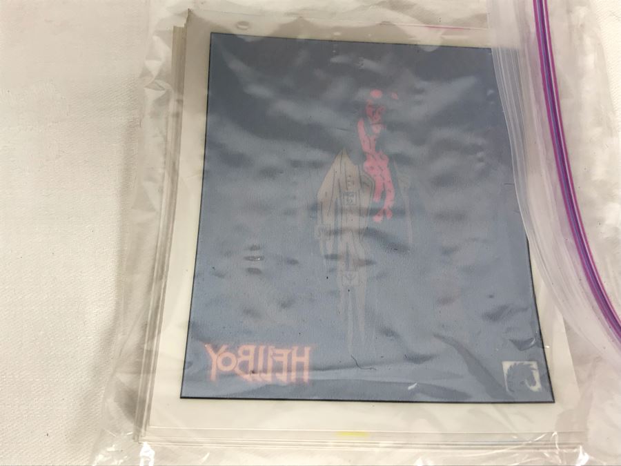 Huge Box Filled With Various Vintage Movie, TV Series And Comic Book Promotional Items Including Cards, Keychains, Trading Cards Mainly From Comic Con - See All Photos [Photo 52]