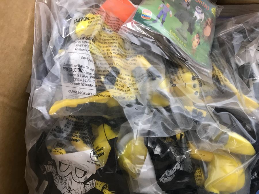 (3) Large Boxes Filled With Various McDonalds And Burger King Happy Meal Toys, Hot Wheels Posters, Sealed Nickelodeon Trivia Game, Winchester Stearman Biplane, San Diego State Chevron Car - See All Photos [Photo 40]