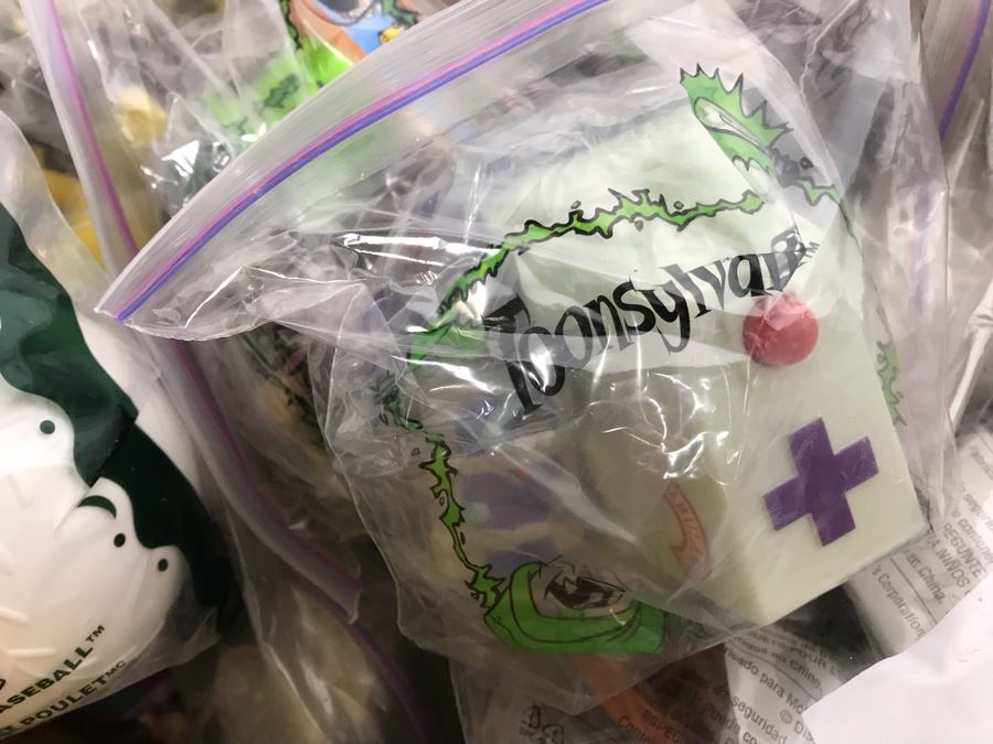 (3) Large Boxes Filled With Various McDonalds And Burger King Happy Meal Toys, Hot Wheels Posters, Sealed Nickelodeon Trivia Game, Winchester Stearman Biplane, San Diego State Chevron Car - See All Photos [Photo 36]