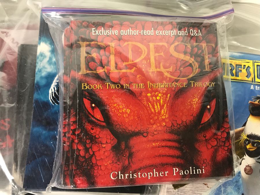 Huge Lot Of Various TV Series And Movie Promotional Hats, Ghost Hunters Toy Figurines, Alien Doll, Tons Of Beowulf Sealed Promotional Pins, Promotional Buttons And Patches, Movie Promo Cards From Comic Con - See All Photos [Photo 42]