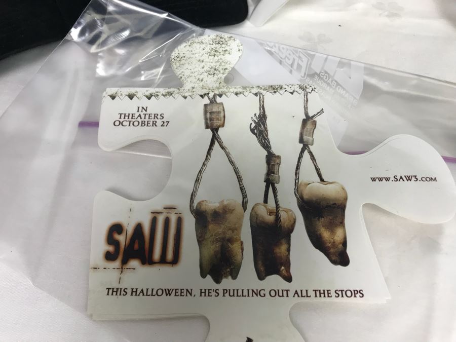 Huge Lot Of Various TV Series And Movie Promotional Hats, Ghost Hunters Toy Figurines, Alien Doll, Tons Of Beowulf Sealed Promotional Pins, Promotional Buttons And Patches, Movie Promo Cards From Comic Con - See All Photos [Photo 11]