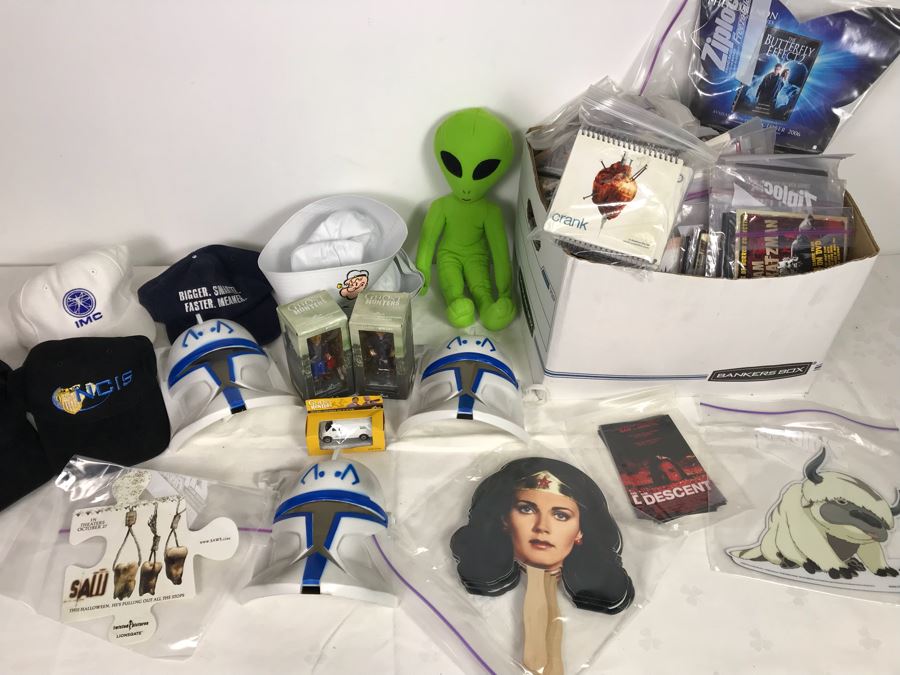 Huge Lot Of Various TV Series And Movie Promotional Hats, Ghost Hunters Toy Figurines, Alien Doll, Tons Of Beowulf Sealed Promotional Pins, Promotional Buttons And Patches, Movie Promo Cards From Comic Con - See All Photos [Photo 2]