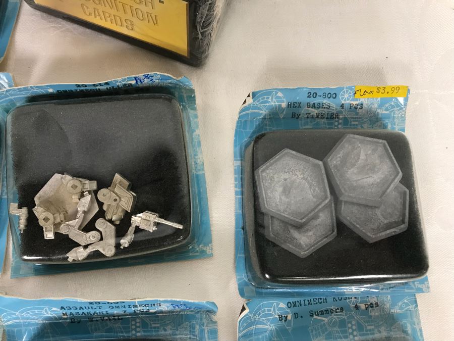 Vintage BattleTech BattleMech Recognition Playing Cards And Collection Of (13) OmniMechs Sets (Note That Cardboard Backing Is Separated On Some) [Photo 8]