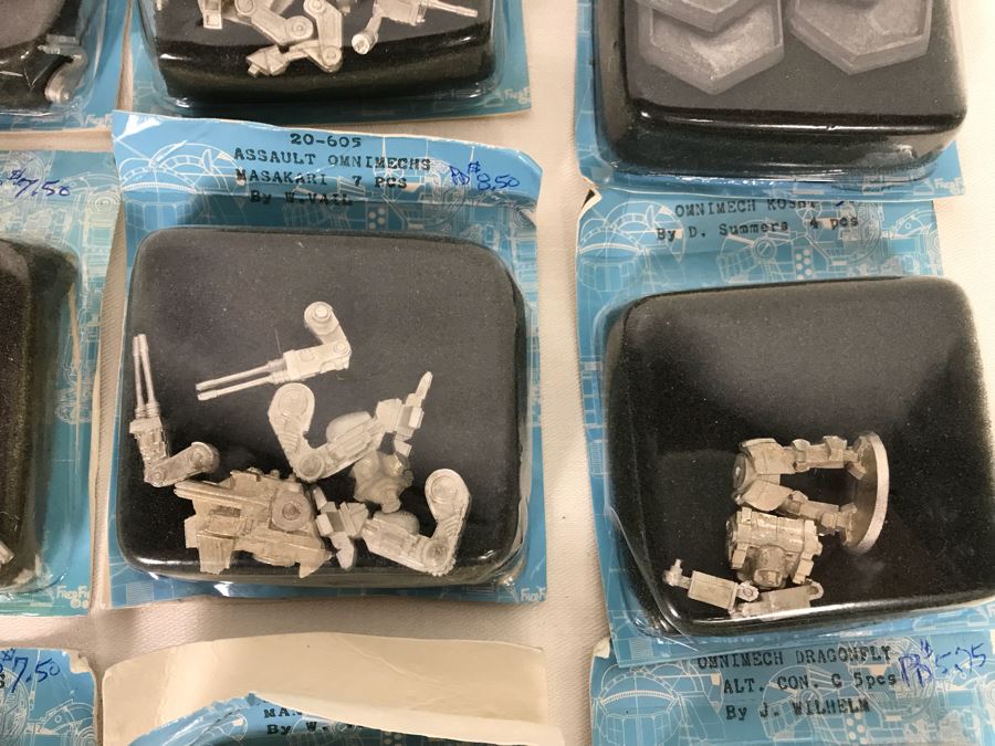 Vintage BattleTech BattleMech Recognition Playing Cards And Collection Of (13) OmniMechs Sets (Note That Cardboard Backing Is Separated On Some) [Photo 5]