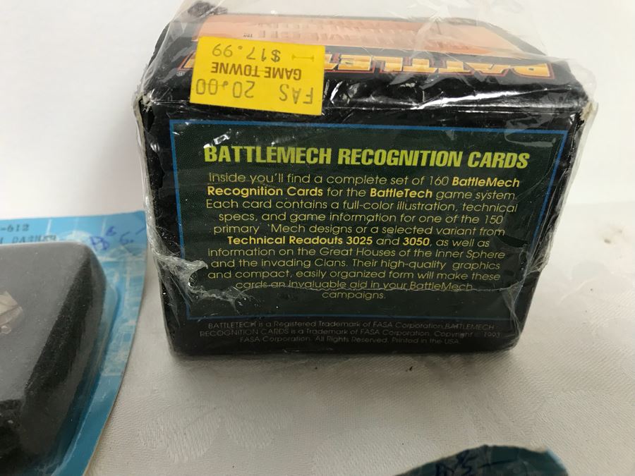 Vintage BattleTech BattleMech Recognition Playing Cards And Collection Of (13) OmniMechs Sets (Note That Cardboard Backing Is Separated On Some) [Photo 12]