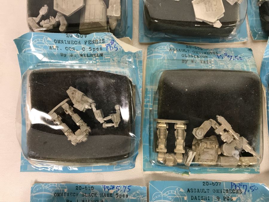 Vintage BattleTech BattleMech Recognition Playing Cards And Collection Of (13) OmniMechs Sets (Note That Cardboard Backing Is Separated On Some) [Photo 6]