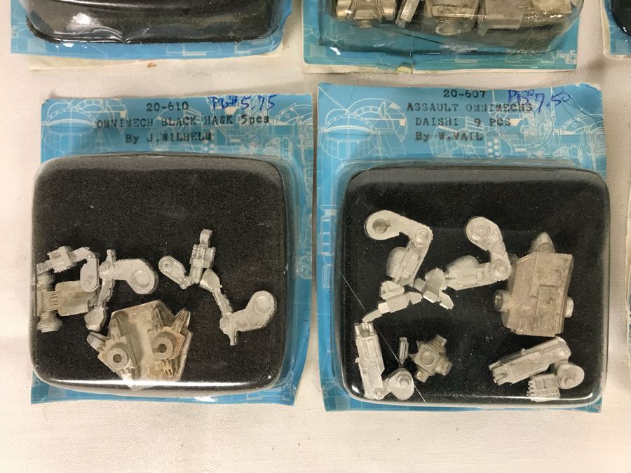 Vintage BattleTech BattleMech Recognition Playing Cards And Collection Of (13) OmniMechs Sets (Note That Cardboard Backing Is Separated On Some) [Photo 3]