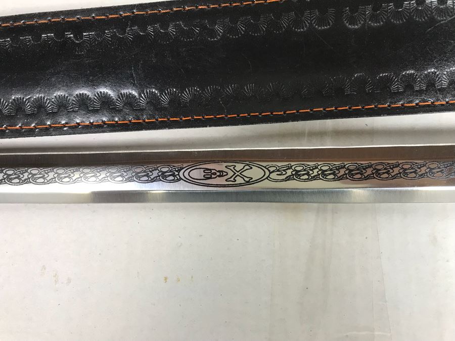 Set Of (3) Large Fantasy Swords New Old Stock 43'L [Photo 18]