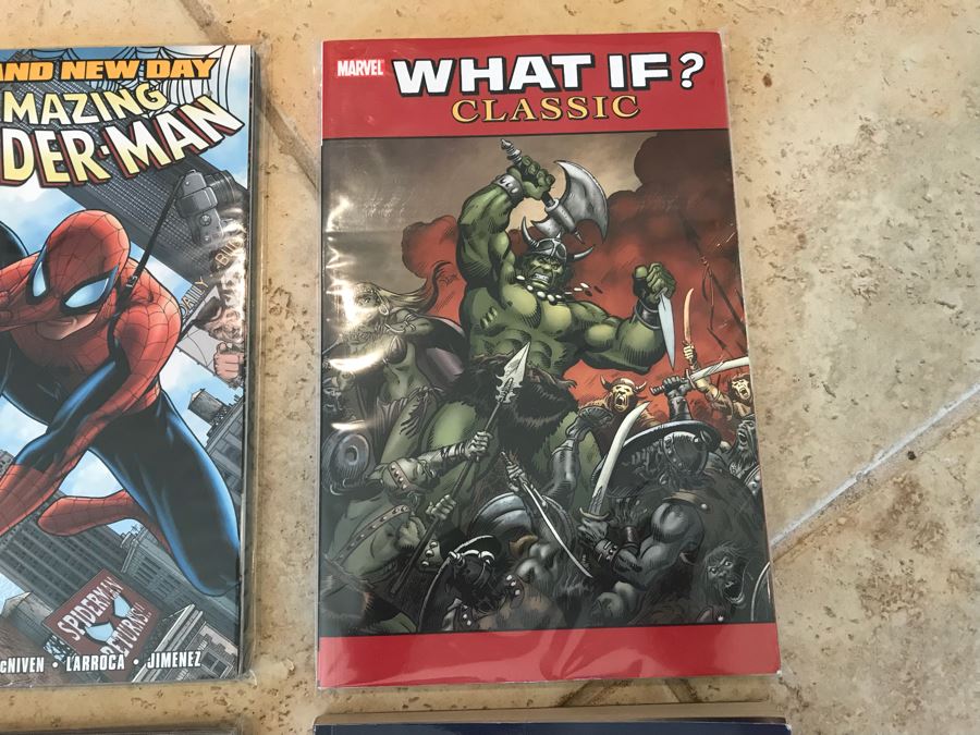 (6) Marvel Comics Trade Paperback Comic Books: Spider-Man, What If? Classic, Secret Wars, House Of M [Photo 3]