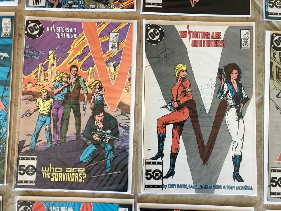 (18) DC V - The Visitors Are Our Friends Comic Books [Photo 6]