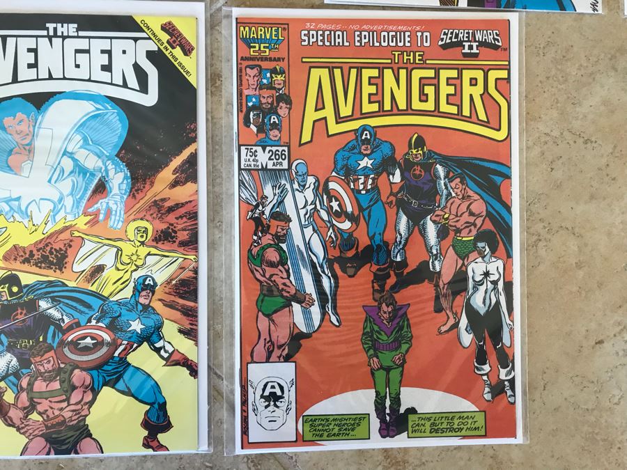 (13) Marvel The Avengers Comic Books - See Photos [Photo 9]