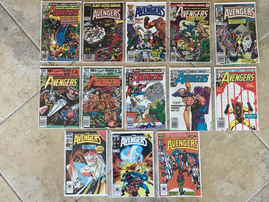 (13) Marvel The Avengers Comic Books - See Photos [Photo 1]