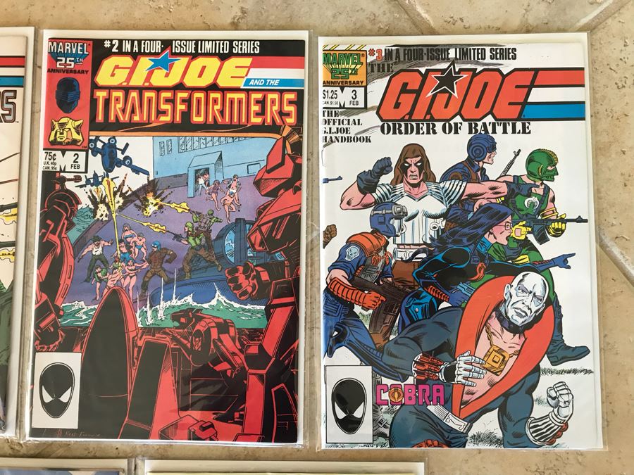 (11) Marvel Transformers Universe Issue 1, G.I. Joe Transformers, G.I. Joe Order Of Battle, G.I. Joe Yearbook - See Photos [Photo 4]