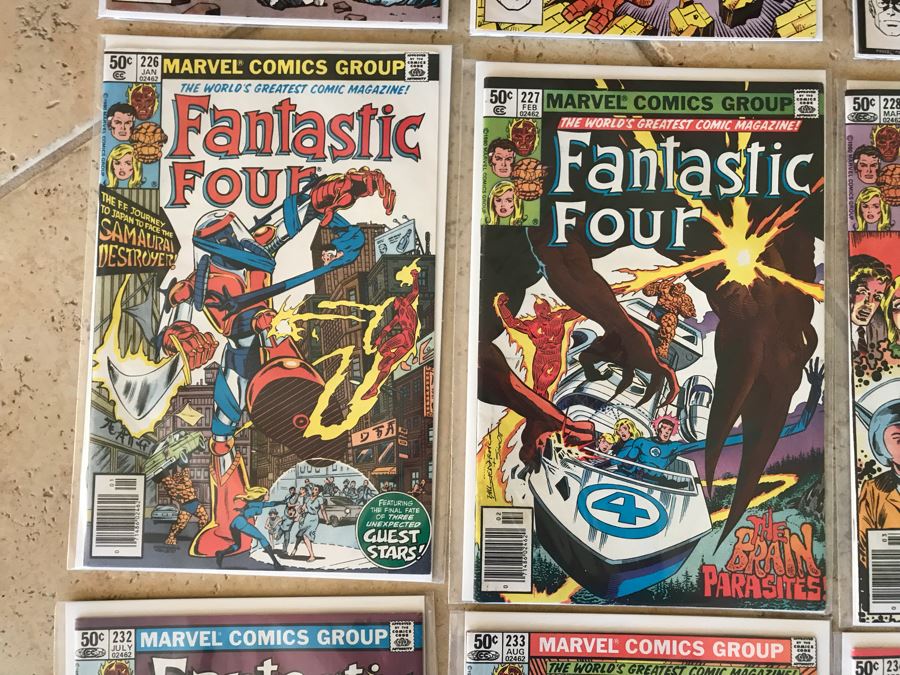 (25) Marvel Fantastic Four Comic Books - See Photos [Photo 8]