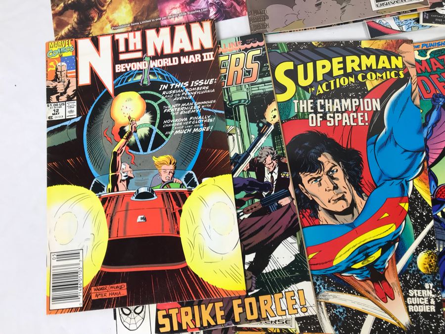 Comic Book Lot Includes A Nightmare On Elm Street Magazine Promo Poster - See Photos [Photo 14]