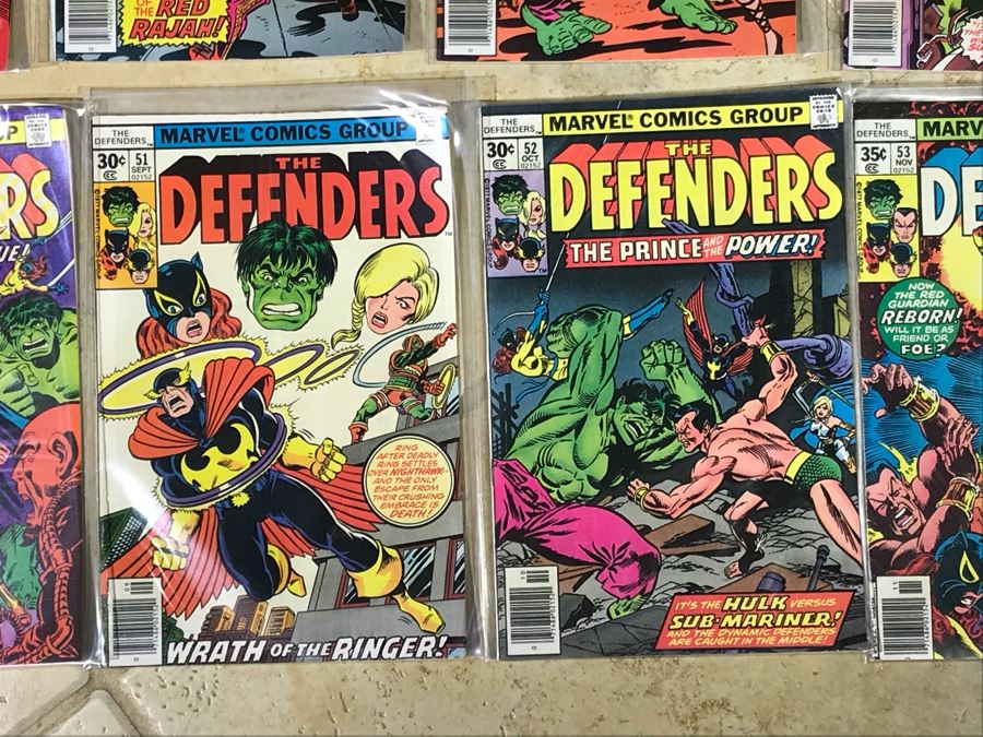 (28) Marvel Comics The Defenders Comic Books  [Photo 15]