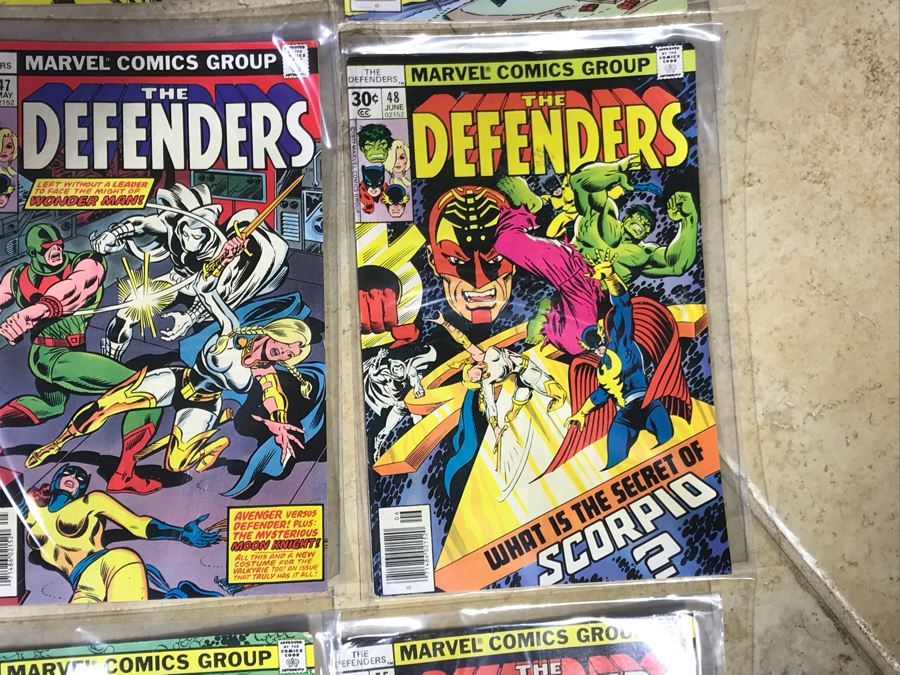 (28) Marvel Comics The Defenders Comic Books  [Photo 13]