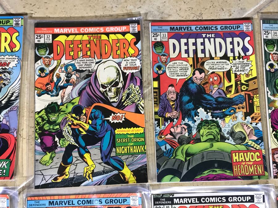 (28) Marvel Comics The Defenders Comic Books  [Photo 4]