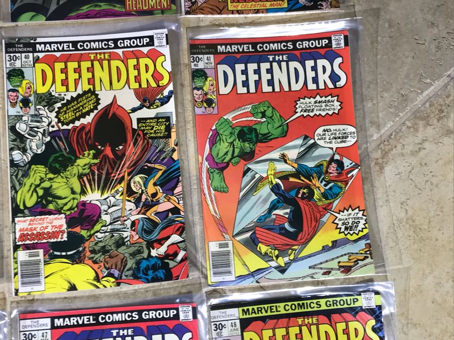 (28) Marvel Comics The Defenders Comic Books  [Photo 9]