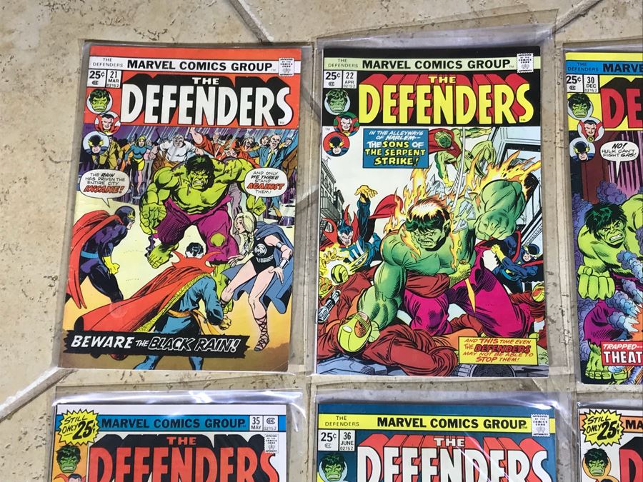 (28) Marvel Comics The Defenders Comic Books  [Photo 2]