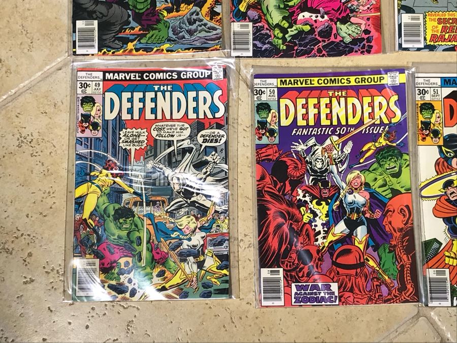 (28) Marvel Comics The Defenders Comic Books  [Photo 14]