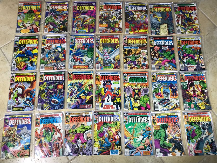 (28) Marvel Comics The Defenders Comic Books  [Photo 1]