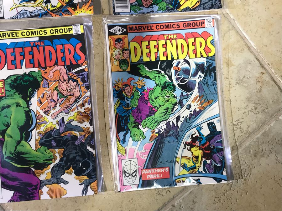 (28) Marvel Comics The Defenders Comic Books  [Photo 17]