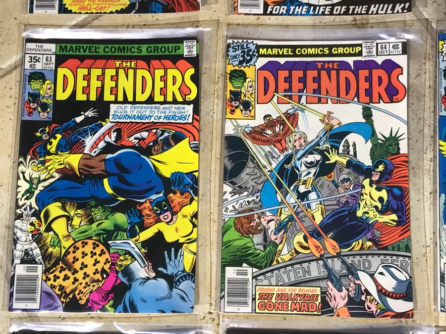 (28) Marvel Comics The Defenders Comic Books  [Photo 6]