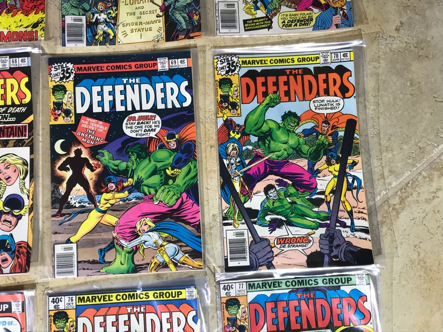 (28) Marvel Comics The Defenders Comic Books  [Photo 9]