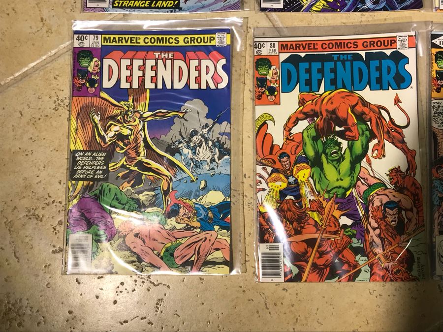 (28) Marvel Comics The Defenders Comic Books  [Photo 14]
