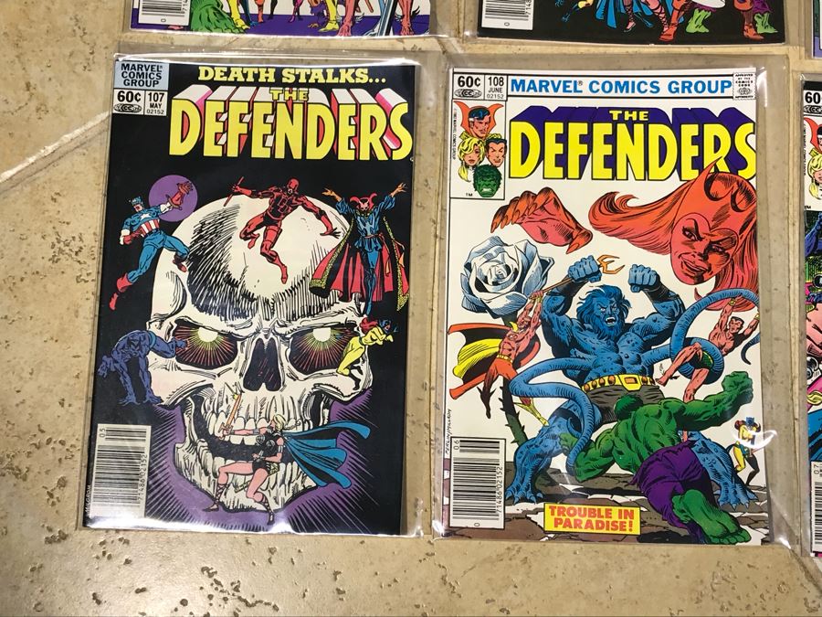 (28) Marvel Comics The Defenders Comic Books  [Photo 14]