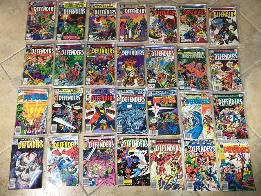 (28) Marvel Comics The Defenders Comic Books  [Photo 1]