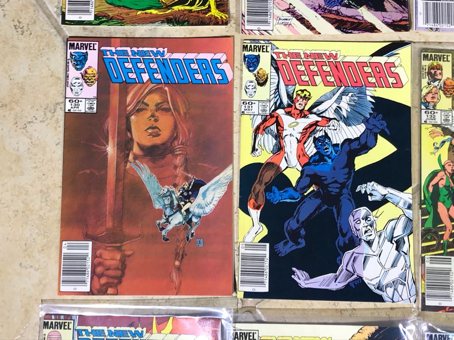 (36) Marvel Comics The Defenders Comic Books  [Photo 10]