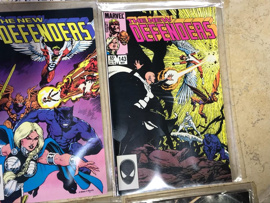 (36) Marvel Comics The Defenders Comic Books  [Photo 17]