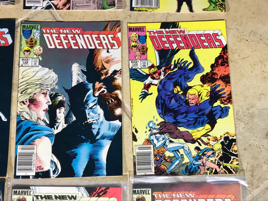 (36) Marvel Comics The Defenders Comic Books  [Photo 9]